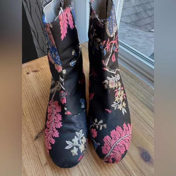 Zara Floral Brocade Ankle Boots Size 39 Black Block Heel Pointed Toe - Picture 8 of 9